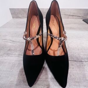EUC COACH Fulton Black Suede and Snakeskin T Strap Stiletto Pumps